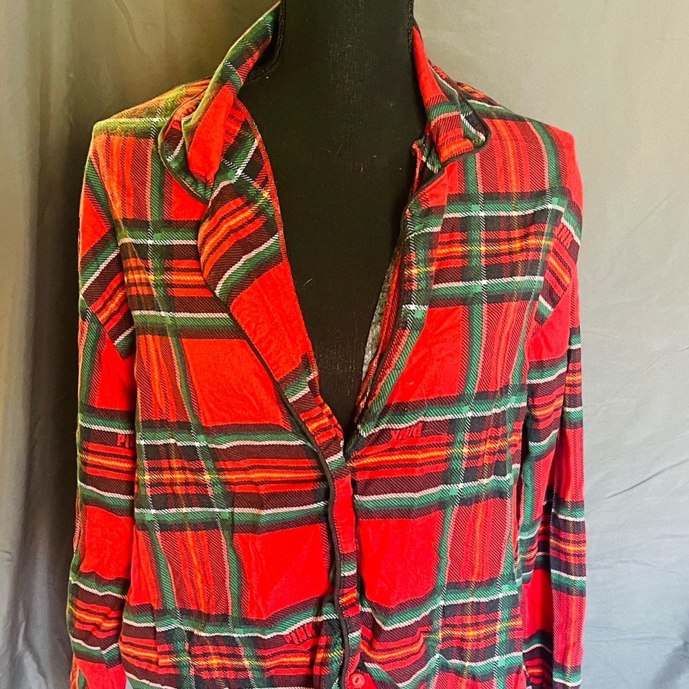 PINK Victoria's Secret Red and Green Plaid Button Down Sleepwear Shirt